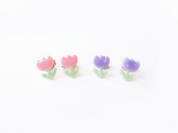 itty bitty tulip earrings