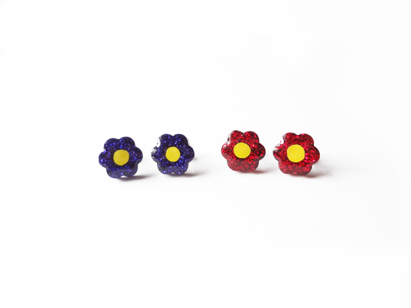 sweet glitter flower earrings - blue or red